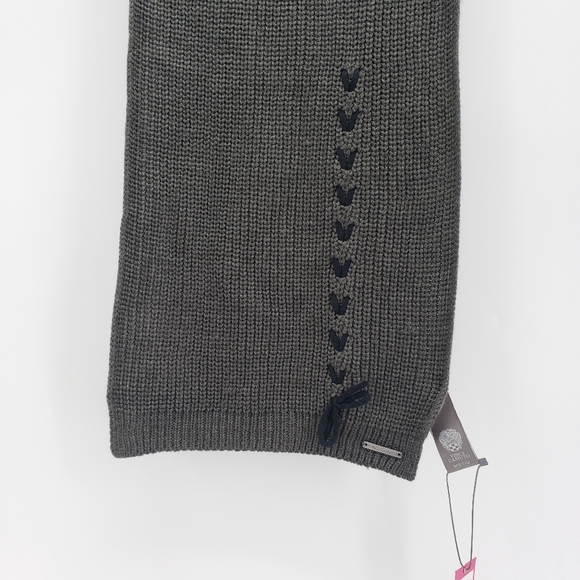 Vince Camuto | NWT Knit Scarf | Gray/Black - Picture 5 of 8